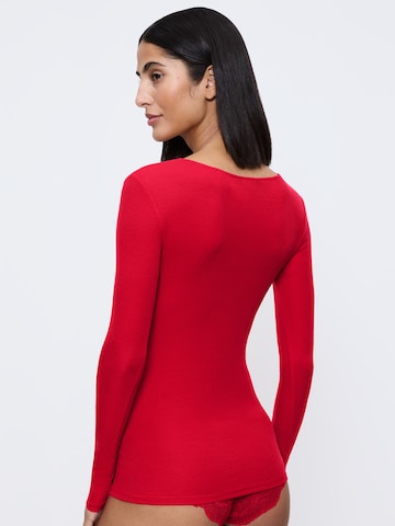 TRIUMPH Shirt ' Beauty Layers Top Scoop Neck ' in Rood