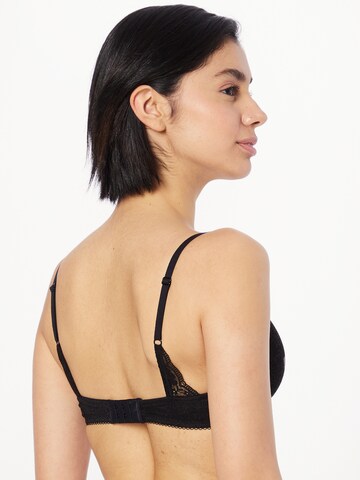 Invisible Soutien-gorge Cotton On Body en noir