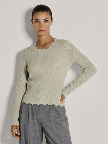 MADELEINE Pullover in Grau: Vorderseite