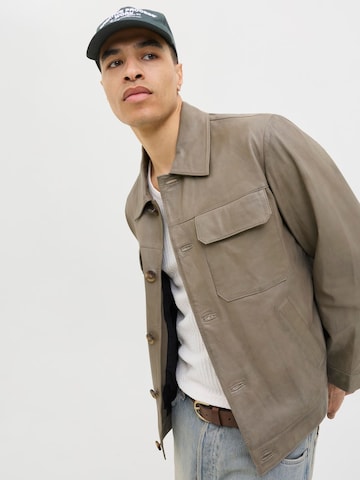 JACK & JONES Overgangsjakke i grå
