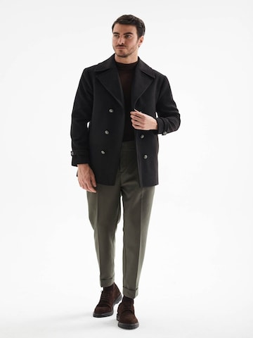 Antioch Between-seasons coat in Black: front