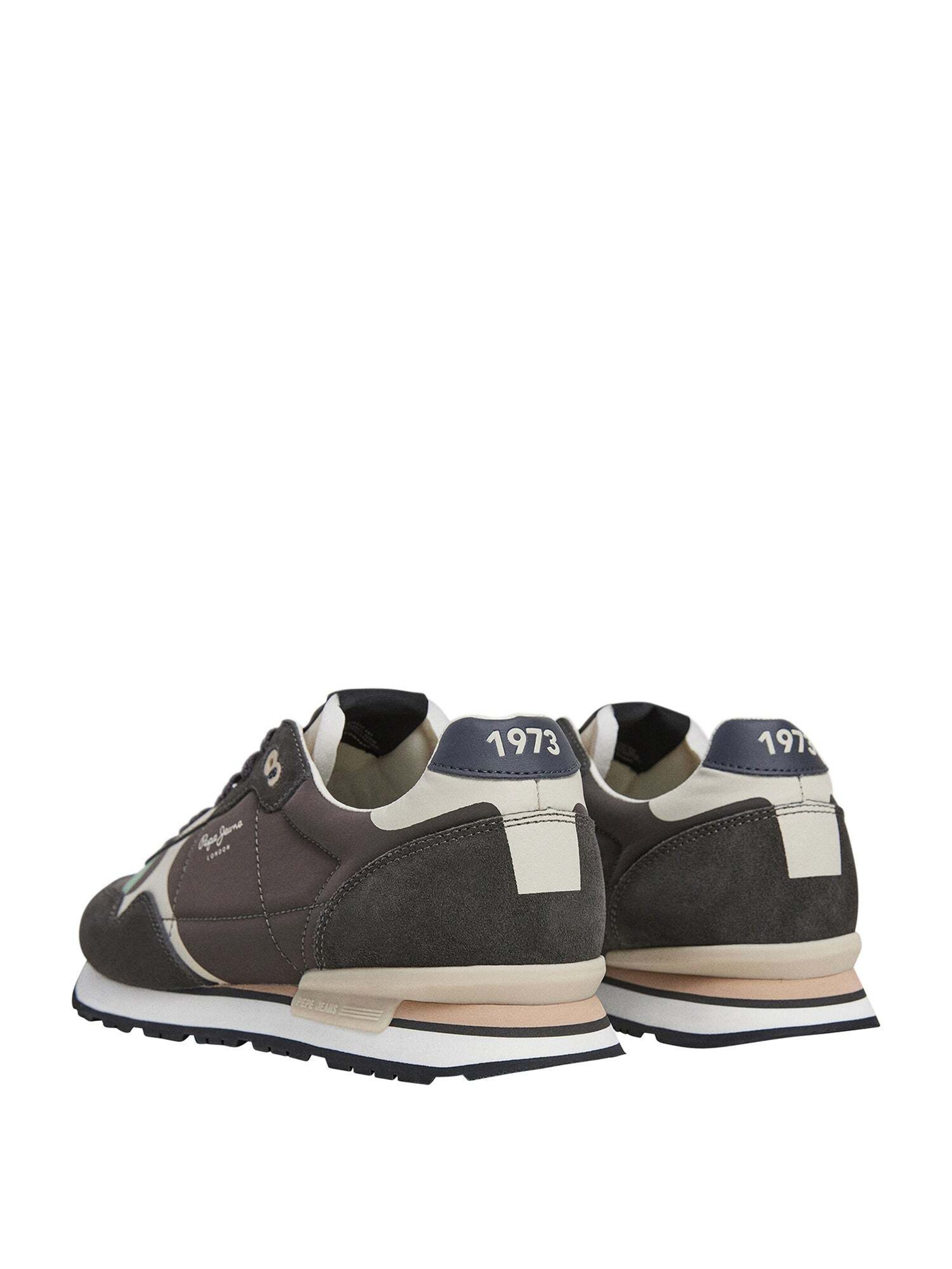 Baskets basses 'Brit Road' Pepe Jeans en gris