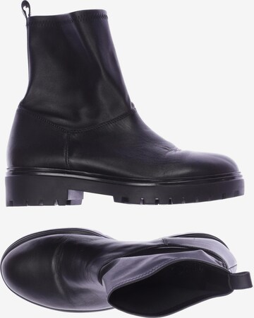 MANGO Dress Boots in 39 in Black: front