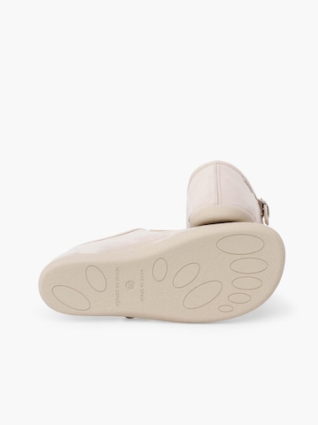 Pisamonas - Bailarina en beige