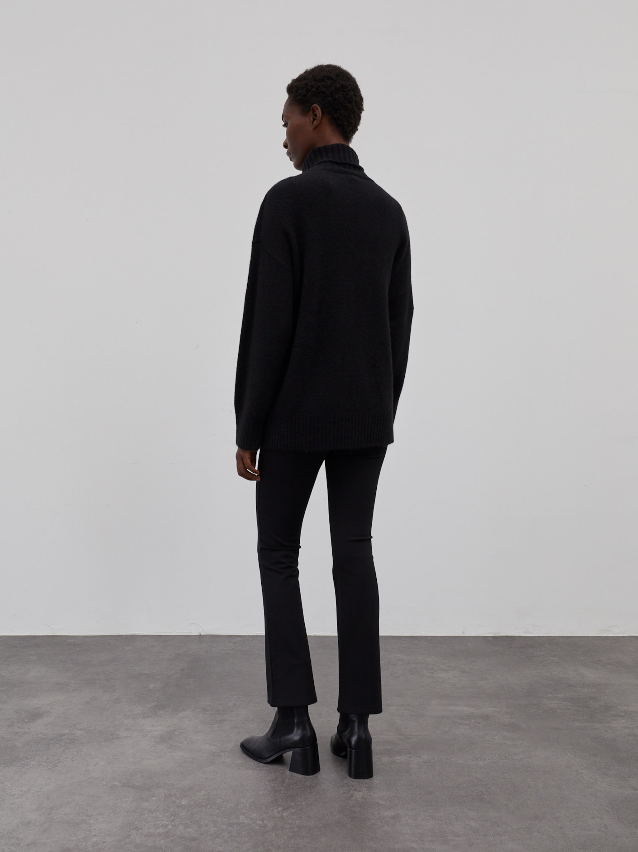 EDITED Produits Pull-over 'Henri' noir