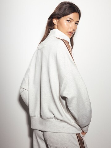 Felpa di Next in grigio
