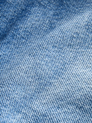 Next Regular Shorts in Blau