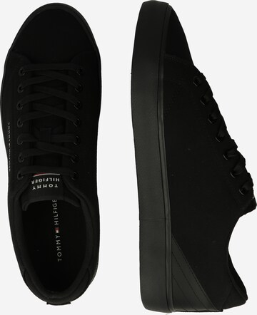 Sneaker bassa di TOMMY HILFIGER in nero