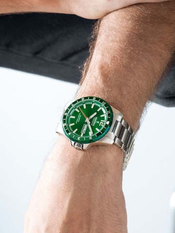 Montre à affichage analogique 'Date watch Calendario Titanium' FESTINA en vert