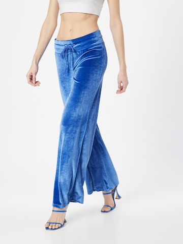 Nasty Gal Loose fit Trousers in Blue: front