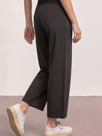 STREET ONE Loose fit Pants in Brown