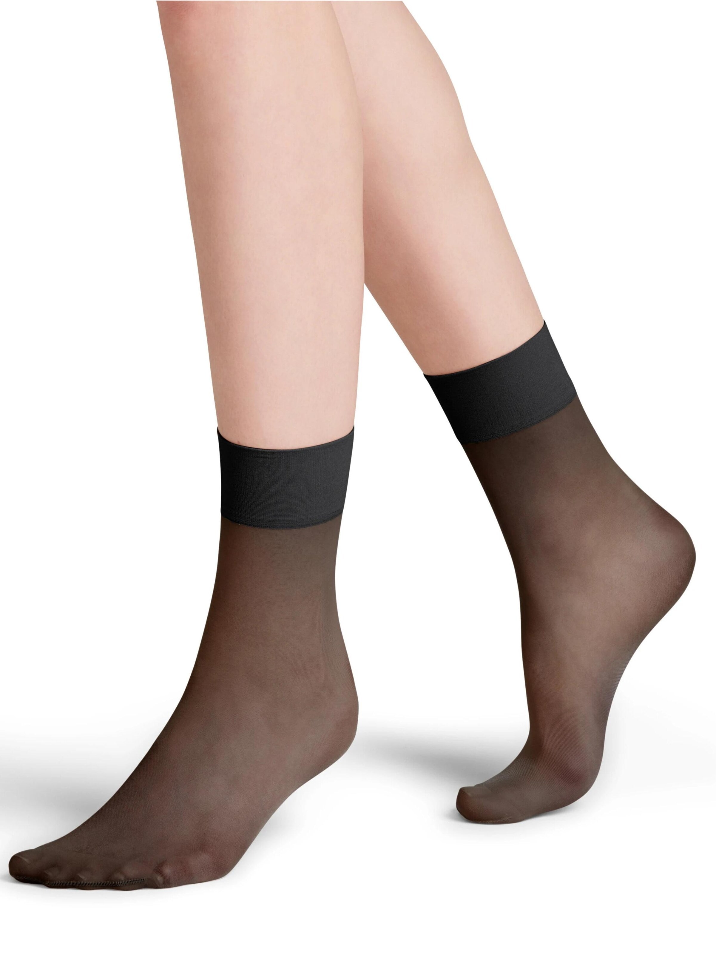 FALKE Socken 'Pure Matt'‌‌‌‌ in Schwarz: Vorderseite