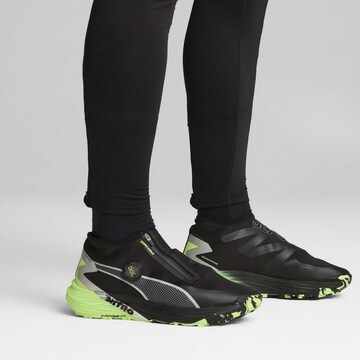 Chaussure de course 'Voyage NITRO™' PUMA en noir