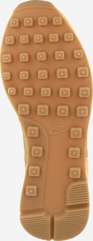 Nike Sportswear Trampki niskie 'Internationalist' w kolorze brązowy