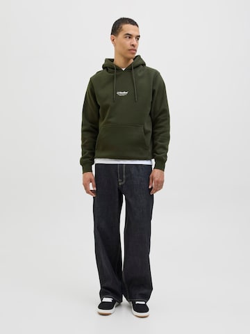 JACK & JONES Sweatshirt in Grün