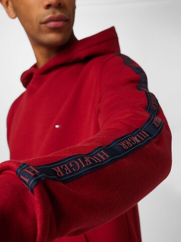 TOMMY HILFIGER Sweatshirt in Rot