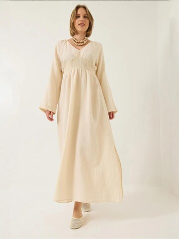 Abito di Bianco Lucci in beige