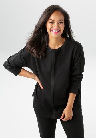 Aniston Sweatshirt in Black: front