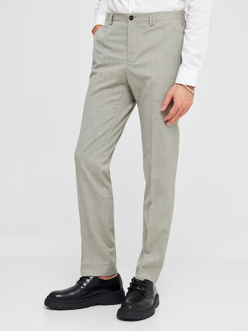 Coupe slim Pantalon à plis 'Ostfold' Viggo en gris : devant