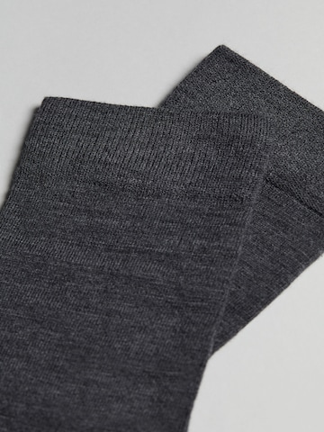 CALZEDONIA Socken in Grau