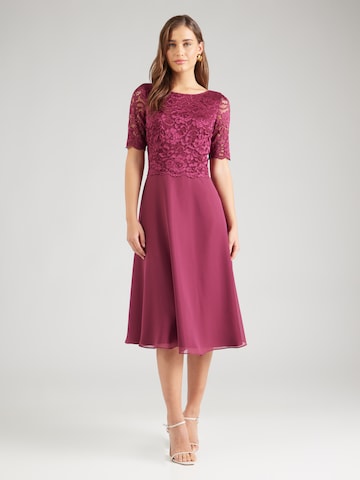 Vera Mont Cocktail Dress in Pink: front