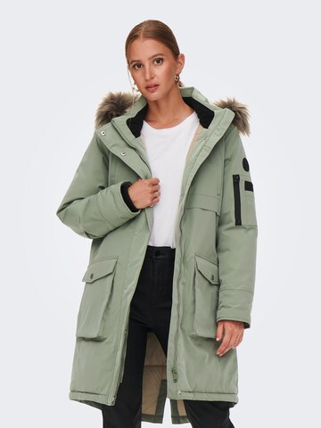 Parka invernale 'Michala' di ONLY in verde