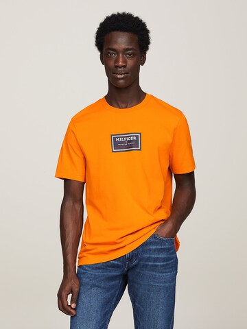 T-Shirt TOMMY HILFIGER en orange : devant