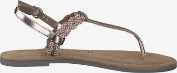 Flip-flops de la TAMARIS pe bronz