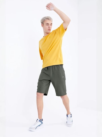 Regular Pantalon Tommy Life en vert