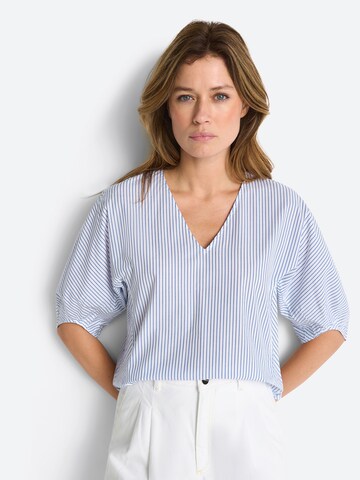 Rich & Royal Pluus, värv sinine: eest vaates