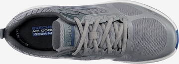 SKECHERS Sportovní boty – šedá