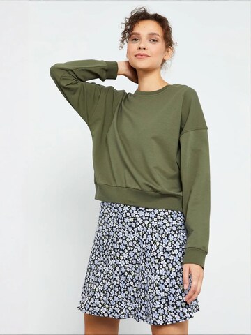 Bluză de molton 'Sweatshirts' de la Tommy Life pe verde