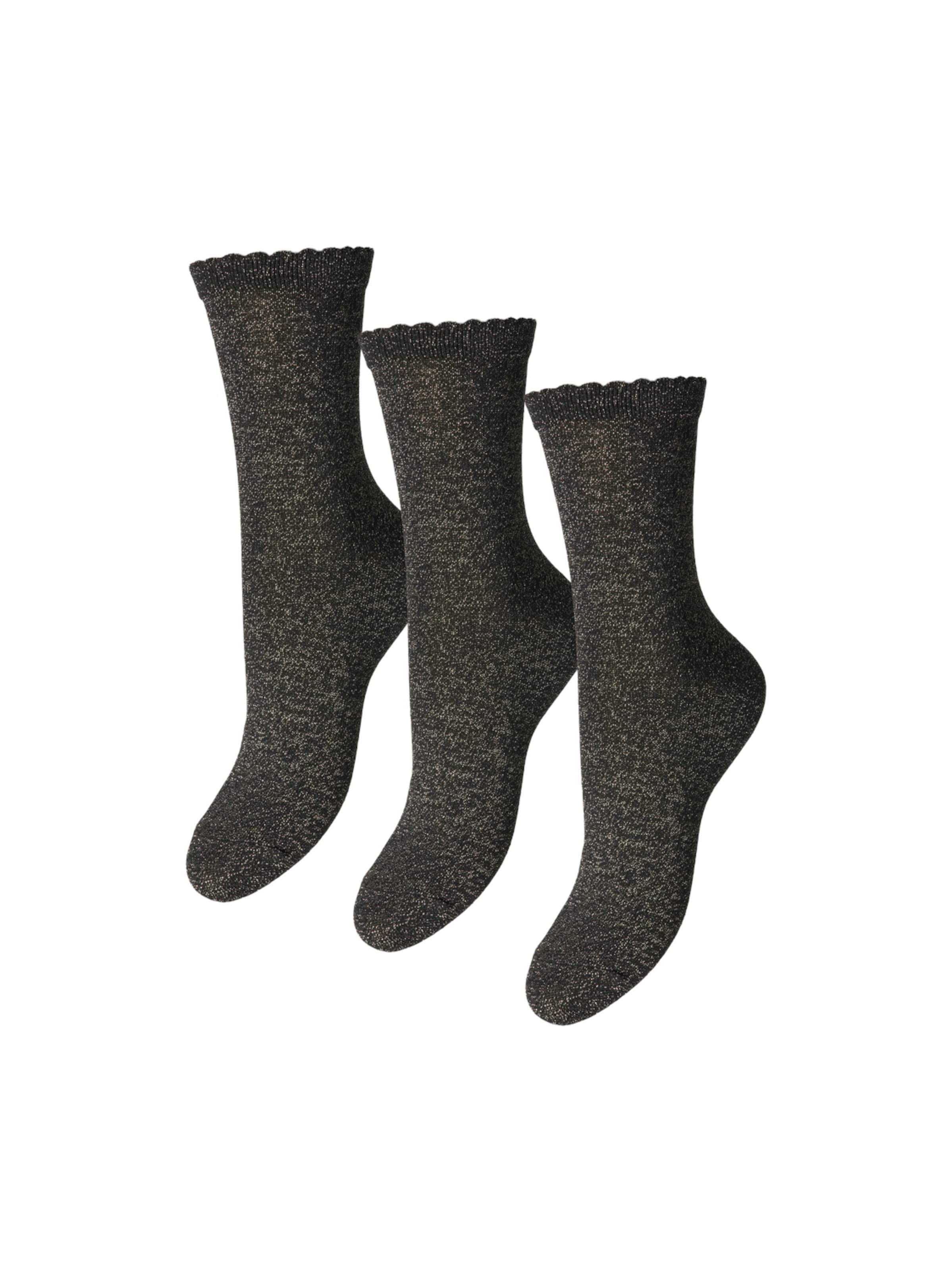PIECES Socks 'PCSEBBY' in Black: front