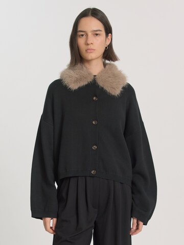 EDITED Strickjacke 'Jonah' in Schwarz: Vorderseite