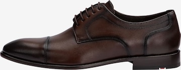 Chaussure à lacets LLOYD en marron : devant