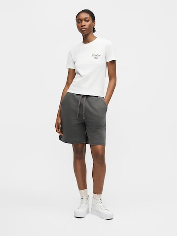 Tricou 'Gracious' de la Carhartt WIP pe alb