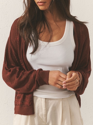 Next Kardigán - barna: elől