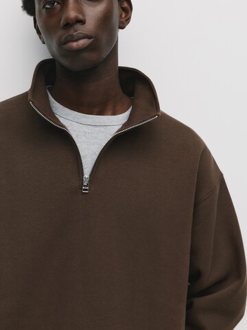 Pull&Bear Sweatshirt in Brown
