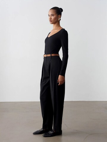 Dilvin Blouse in Black