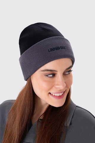 UNIQVIBE Muts in Grijs