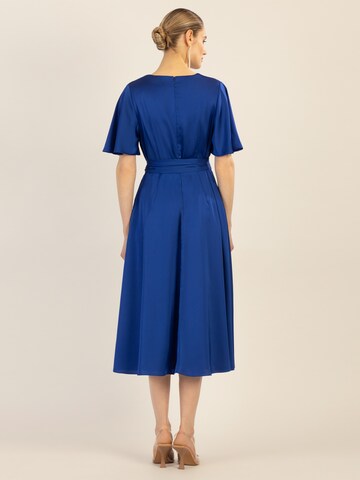 APART Midi-Satinkleid in Blau