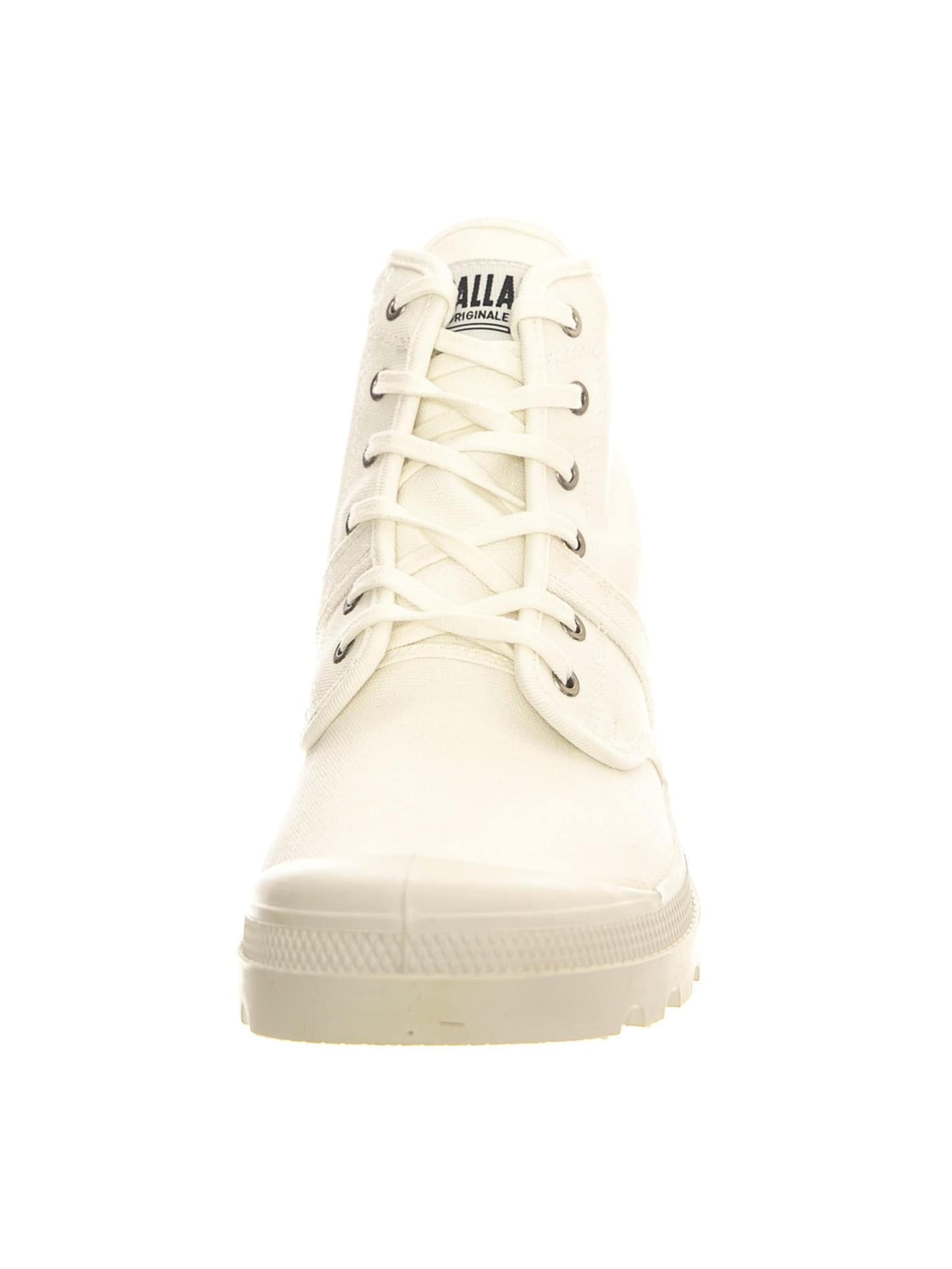 Palladium Boot 'Pallabrousse Lgn Star White' in White