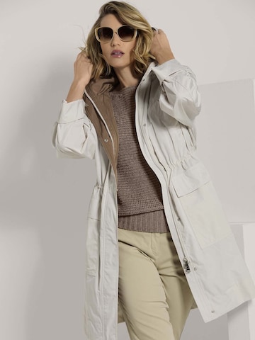 MADELEINE Tussenparka in Wit