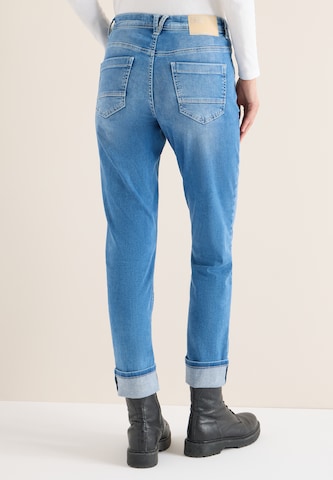 Coupe slim Jean 'Scarlett' CECIL en bleu