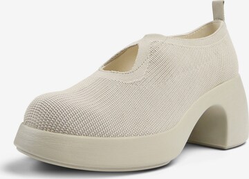 CAMPER Classic Flats 'Thelma' in Beige: front