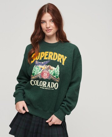 Superdry Sweatshirt 'Travel Souvenir' in Groen: voorkant