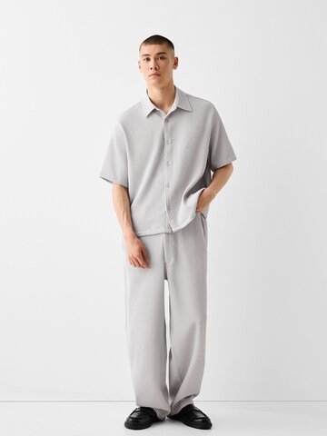 Regular fit Camicia di Bershka in grigio