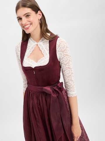 Dirndl Krüger Madl en rouge