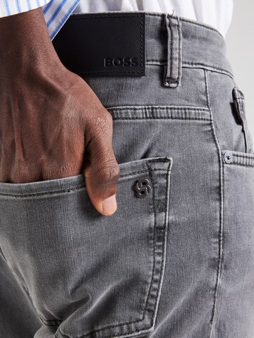 Regular Jean 'RE.MAINE' BOSS en gris