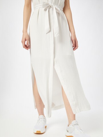 Robe-chemise Banana Republic en blanc